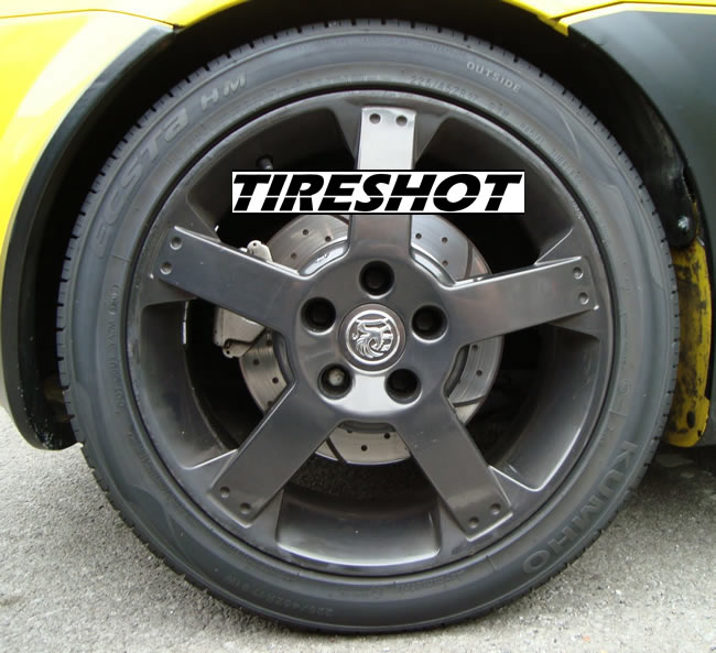 Tire Kumho Ecsta HM KH31